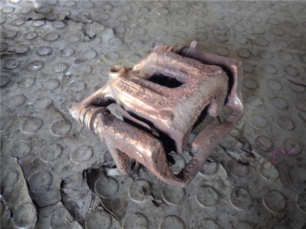 pinza freno trasero izquierda mercedes benz c