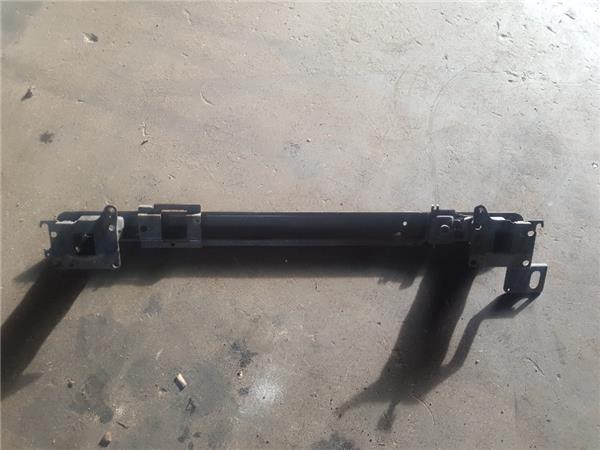 Traviesa Paragolpes Delantero 307