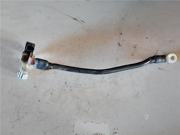 cable negativo bateria mercedes benz clase c