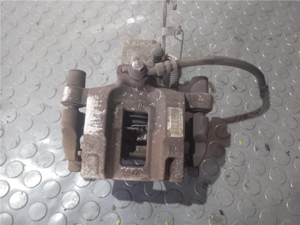 pinza freno trasero derecha peugeot 308 2013