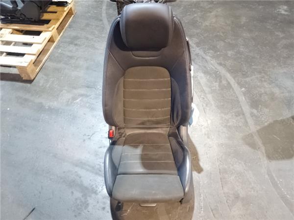 asiento delantero izquierdo mercedes benz cla