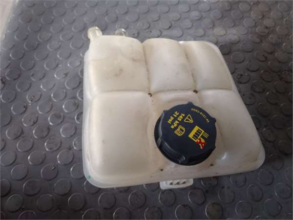 botella expansion ford focus berlina cb8 2010
