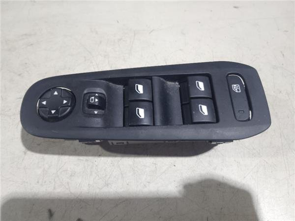 botonera puerta delantera izquierda peugeot 3