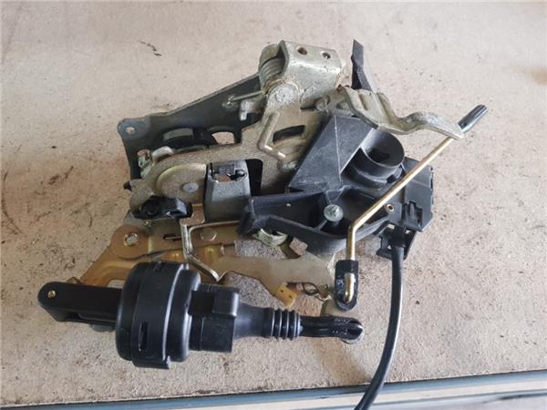 cerradura puerta delantera derecha mercedes b