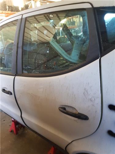 puerta trasera izquierda mercedes benz clase