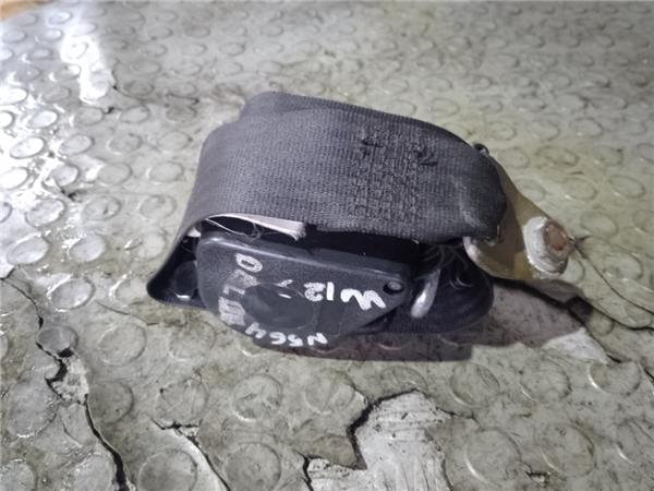 cinturon seguridad delantero derecho mercedes