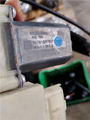 elevalunas electrico delantero derecho peugeo