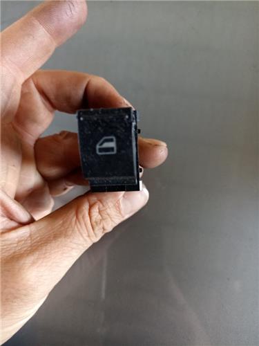 botonera puerta trasera izquierda volkswagen