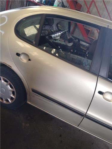 puerta trasera derecha seat toledo 1m2 031999