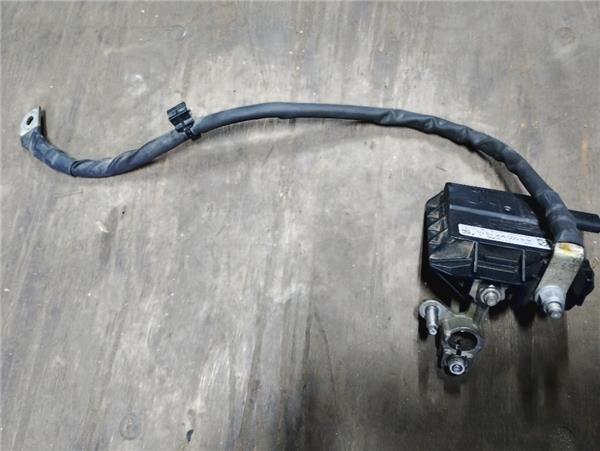 cable positivo bateria mercedes benz clase c