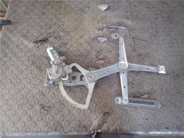 elevalunas electrico delantero derecho merced