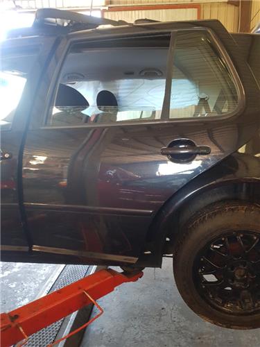 puerta trasera izquierda volkswagen golf iv b