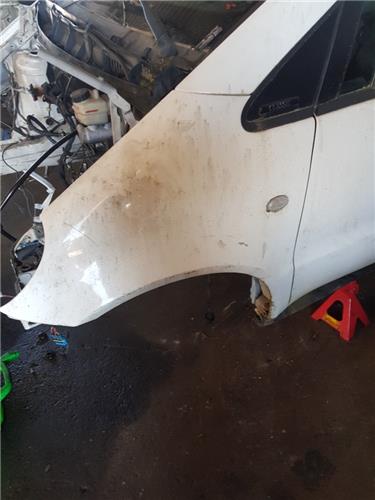 aleta delantera izquierda mercedes benz clase