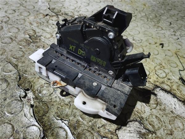 cerradura puerta delantera derecha ford monde