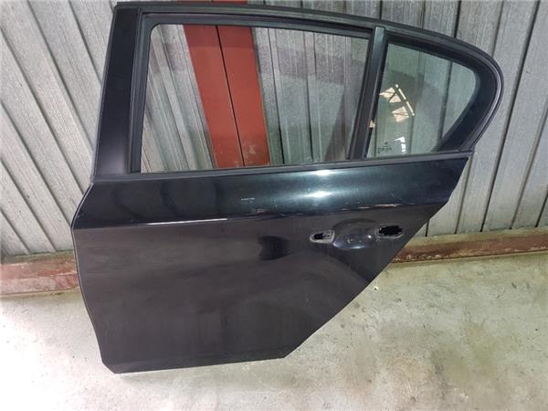puerta trasera izquierda bmw serie 1 berlina