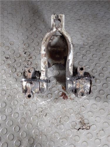 brazo superior delantero derecho mercedes ben