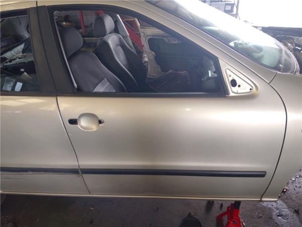 puerta delantera derecha seat toledo 1m2 0319