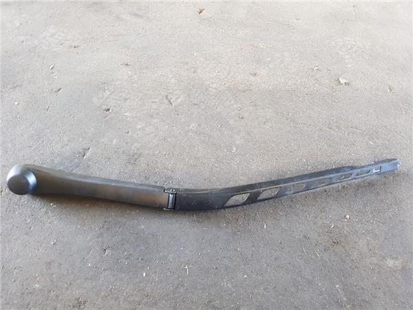 brazo limpiaparabrisas delantero izquierdo bm