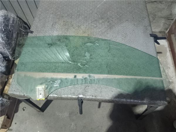 luna puerta delantera derecha mercedes benz c