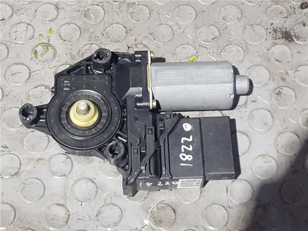 motor elevalunas trasero izquierdo volkswagen golf iv berlina (1j1)(10.1997 >2004) 1.9 tdi