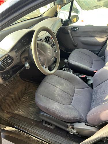 asiento delantero izquierdo mercedes benz cla