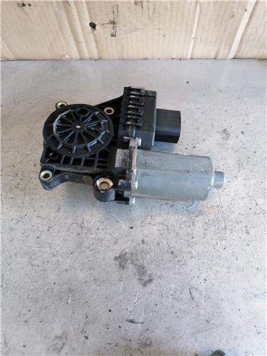 MOTOR ELEVALUNAS TRASERO IZQUIERDO