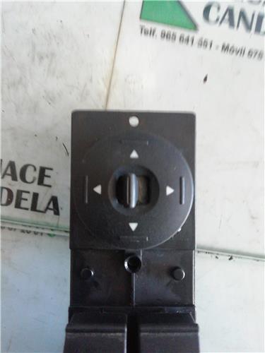 MANDO ELEVALUNAS DELANTERO IZQUIERDO Ford Focus Berlina (CB4)(2008->) foto 4