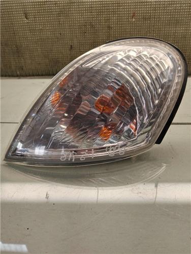 Intermitente Delantero Derecho Nissan Almera (N16/E)(01.2000->)