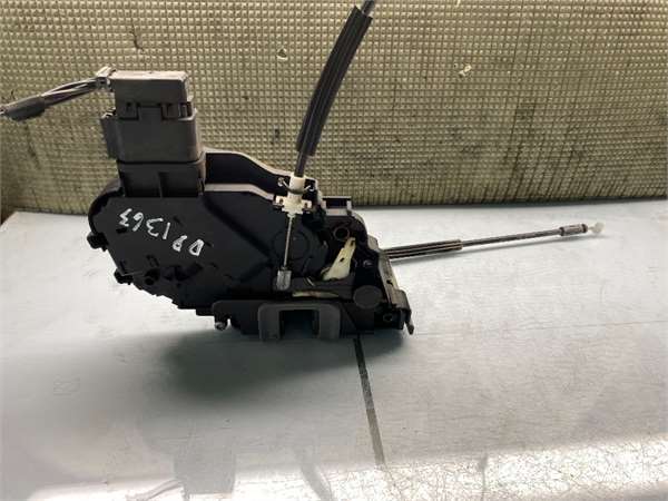 Cerradura Puerta Delantera Derecha Land Rover Range Rover Sport (01.2005->)
