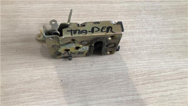 Cerradura Puerta Trasera Derecha Citroen AX (1987->) foto 3