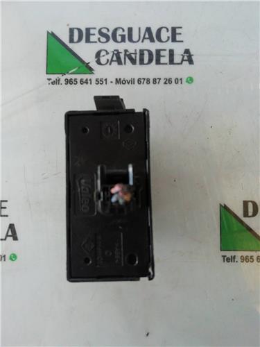 Interruptor Luces Emergencia Renault Kangoo II (F/KW0)(2008->) foto 3