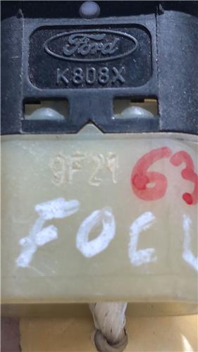 MANDO ELEVALUNAS DELANTERO DERECHO Ford Focus Berlina (CAK)(1998->) foto 5