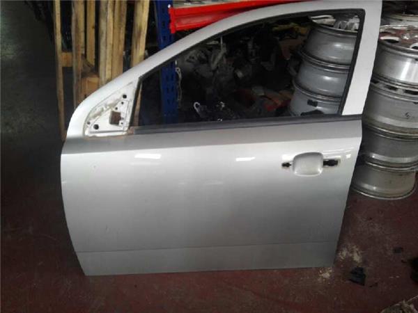 Puerta Delantera Izquierda Opel ASTRA H BERLINA