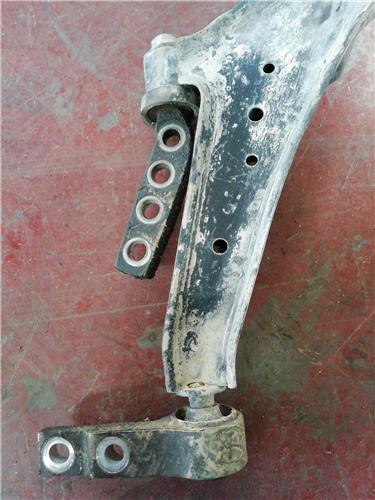 Brazo Inferior Delantero Izquierdo Nissan Almera Tino (V10M)(05.2000->) foto 2