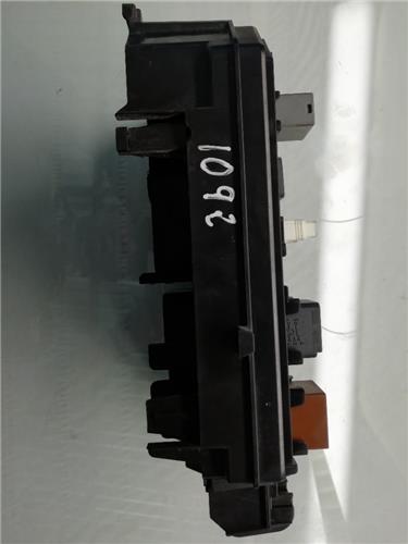 Caja Fusibles/Rele Opel Astra K Berlina 5p (09.2015->) foto 2