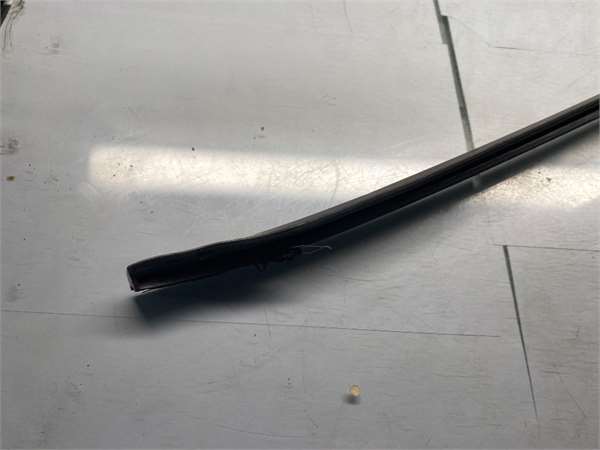 Moldura Puerta Delantera Derecha Audi A4 Berlina (8E)(12.2001->) foto 4