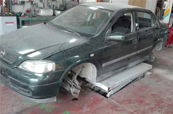 Varios Opel Astra G Berlina (1998->) foto 4