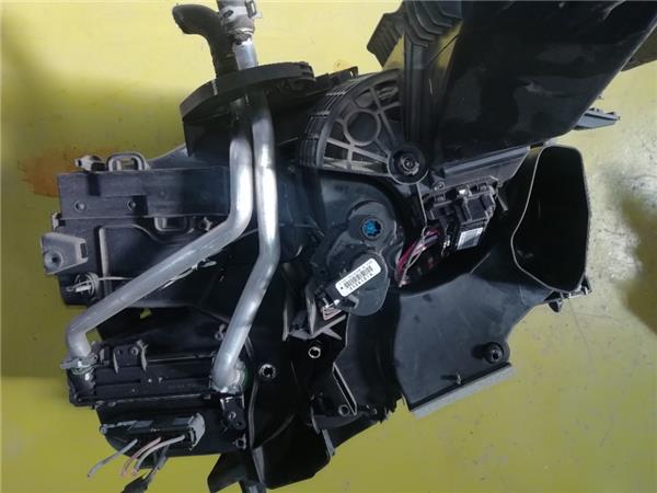Calefaccion Entera Aire Acond. Renault Clio IV Grandtour (2013->) foto 3