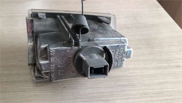 Intermitente Delantero Derecho Renault 9 foto 4