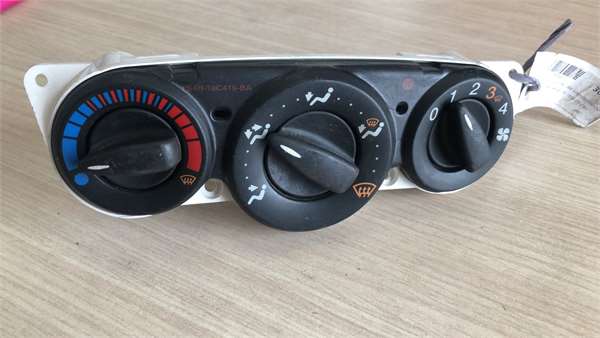 Mandos Calefaccion / Aire Acondicionado Ford Focus Berlina (CAK)(1998->)