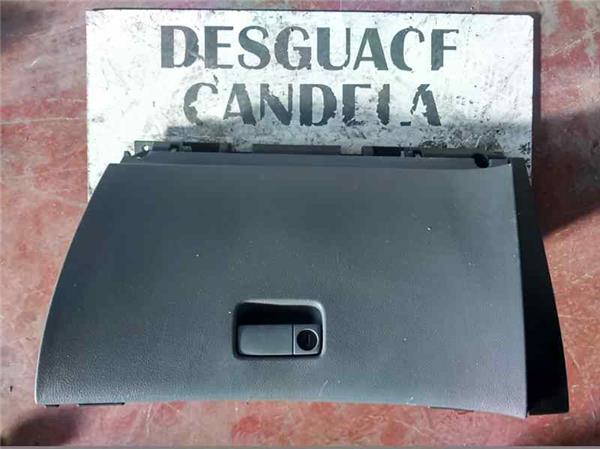 guantera salpicadero nissan primera berlina p