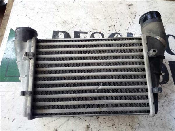 Intercooler Volkswagen PASSAT BERLINA foto 2