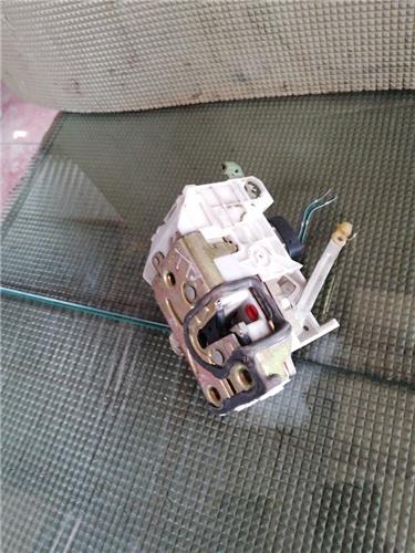 Cerradura Puerta Trasera Derecha Toyota Avensis Berlina (T22)(1998->)