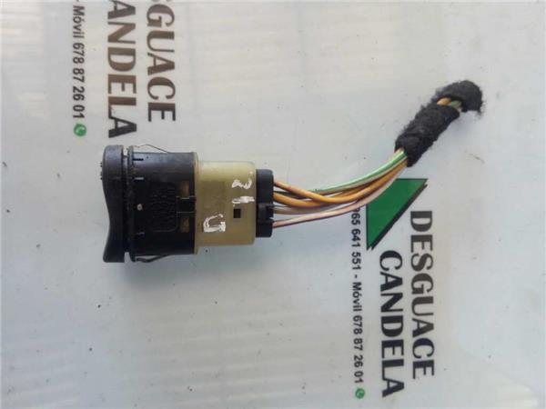 MANDO ELEVALUNAS DELANTERO IZQUIERDO Ford FOCUS TURNIER