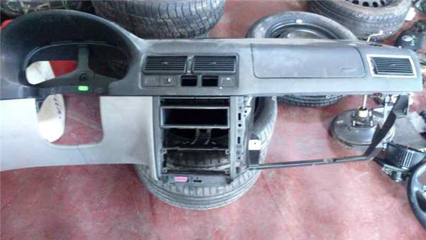 Salpicadero Volkswagen Golf IV Berlina (1J1)(10.1997->2004)