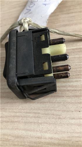 MANDO ELEVALUNAS TRASERO IZQUIERDO Volvo S40 Berlina (1995->) foto 4