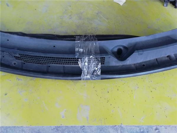 Torpedo Nissan Qashqai +2 (JJ10)(08.2008->)