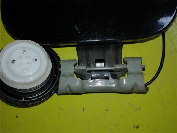 Tapa Exterior Combustible Nissan Qashqai (J10)(01.2007->) foto 2