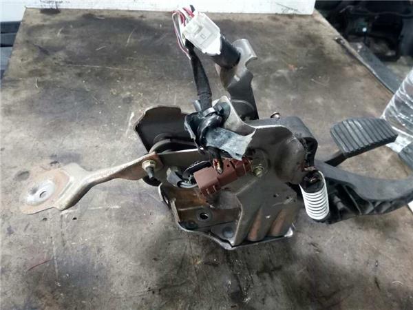 Pedal Embrague Peugeot 307 foto 2