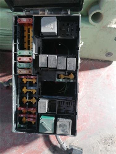 Caja Reles Ford Focus Berlina (CAK)(1998->) foto 2